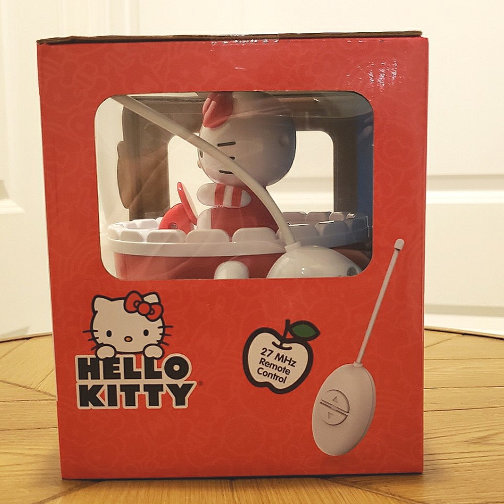 🎀Hello Kitty Remote Control Driving Teacup R/C - Picture 5 of 11